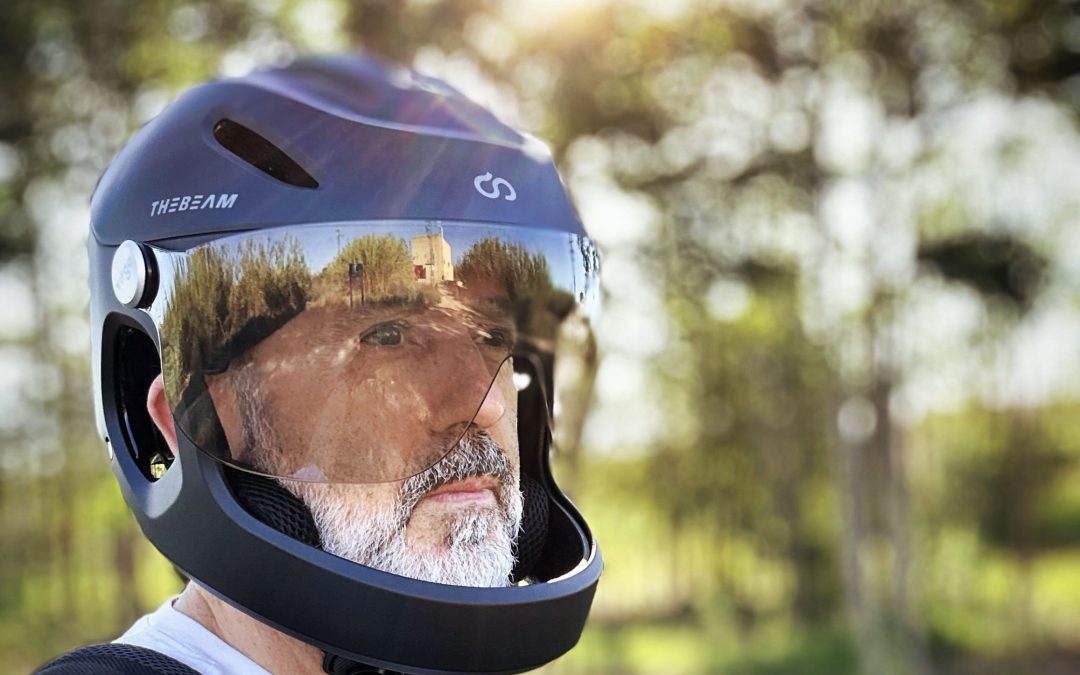 THE BEAM VIRGO – EL CASCO CON MENTONERA LIGERO PARA PATINETES, EBIKES Y ESKATES – REVIEW.