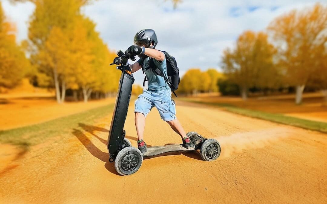 D-FLY MOTION AERO | LA MEZCLA PERFECTA ENTRE PATINETE ELECTRICO Y SKATE ELÉCTRICO