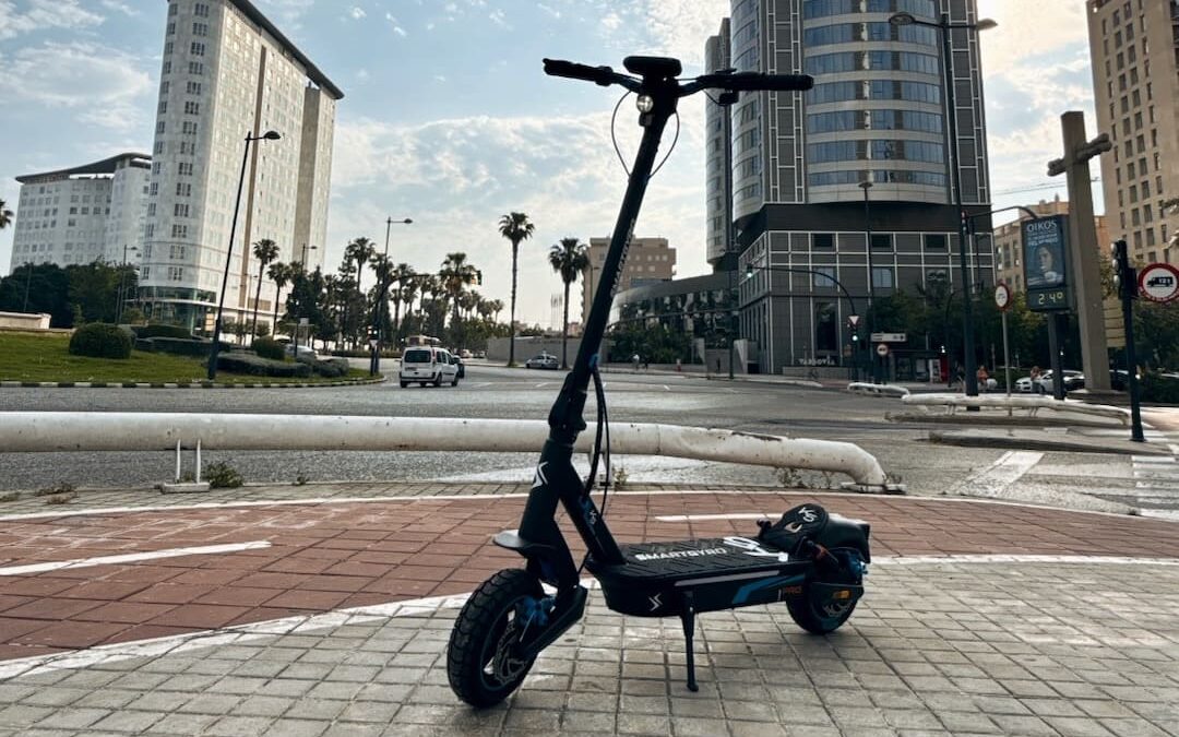 SMARTGYRO K5 PRO – PATINETE ELÉCTRICO COMPACTO Y POTENTE!